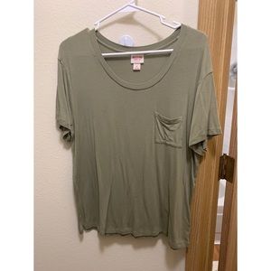 Green Classic Basics T-shirt